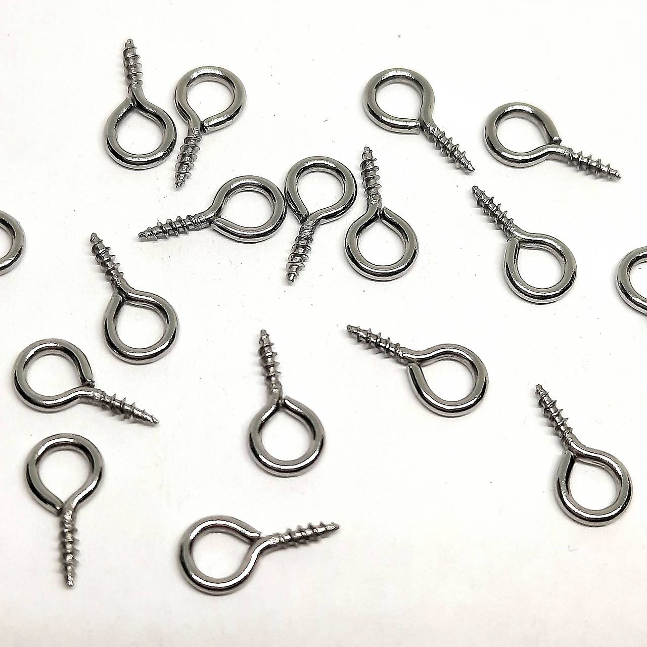 CHO-Skrutkovacie očko 5x10mm-1ks (platina)