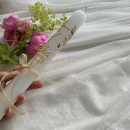 Ručne maľovaná krstná svieca s krížom a holubicou s personalizáciou – 35 cm, biely vosk