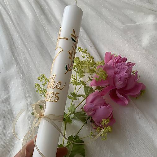 Ručne maľovaná krstná svieca s krížom a holubicou s personalizáciou – 35 cm, biely vosk