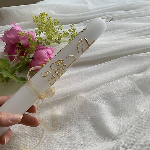 Ručne maľovaná krstná svieca s krížom a holubicou s personalizáciou – 35 cm, biely vosk