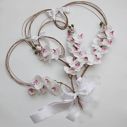 Dekorácie - Srdcia na svadobne auto + organzové pásy - 17599614_