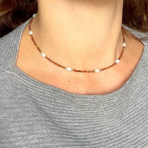 Luxury Garnet Hessonite and Pearls Necklace Stainless Steel / Náhrdelník Granát, perly E008