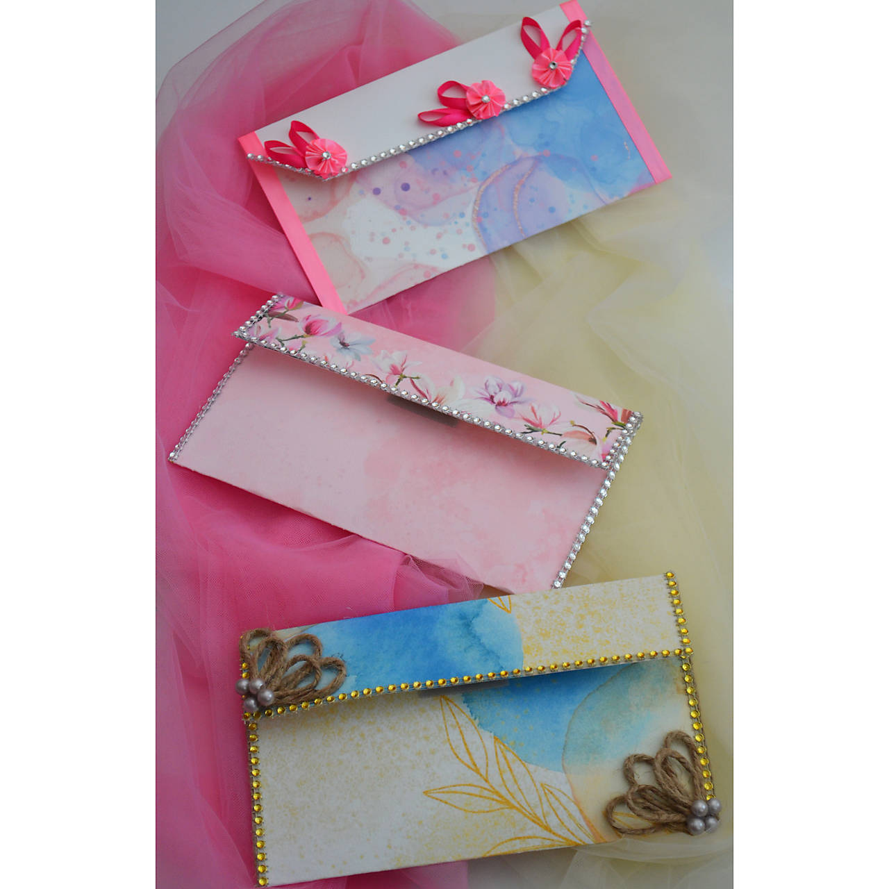 Ručne vyrobené obálky na dar alebo venovanie