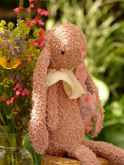 Hračky - zajko: "LUPO" s motýlími uškami z mušelínu - 17610301_