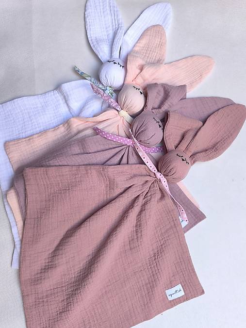 Mojkáčik Nr.812  Zajko (Tmavá ružová)