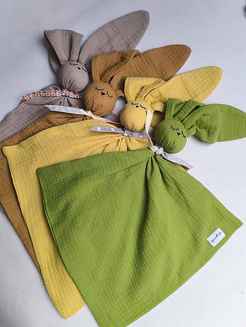 Mojkáčik Nr.812  Zajko (Hráškovo zelená)