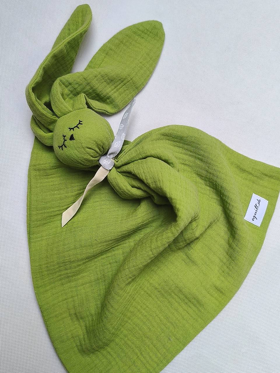 Mojkáčik Nr.812  Zajko (Hráškovo zelená)