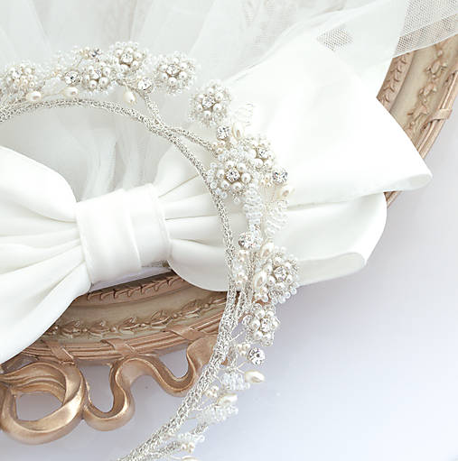Svadobná čipkovaná korunka/tiara