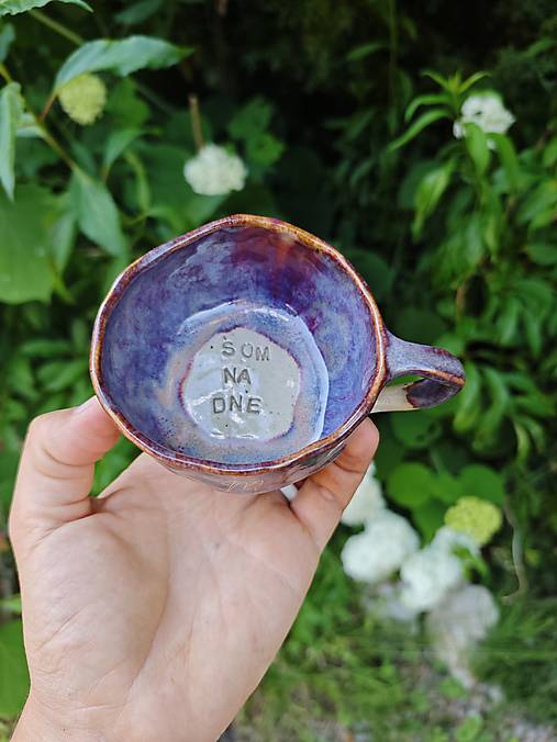 Nádoby - šálka SOM NA DNE 150 ml  - 17611661_