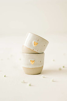Nádoby - Šálka so zlatým srdiečkom malá - 17614512_