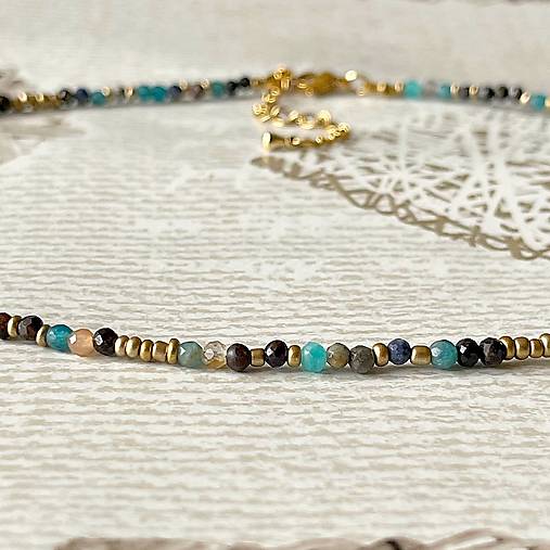 Multi Gemstones Steel Gold Necklace / Náhrdelník mix minerálov, oceľ E008