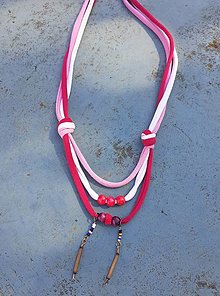 Náhrdelníky - Originálny nahrdelník Hippie Farebný látkový - upcy - 17618397_