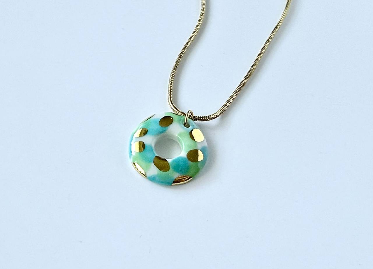 Porcelánový náhrdelník