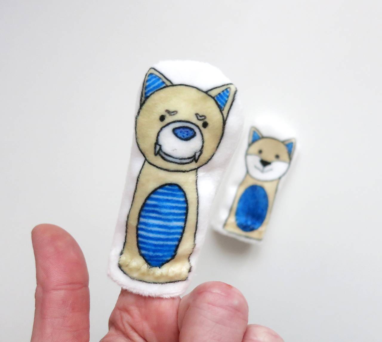 MINI pršteková maňuška - sada Rozprávka o troch prasiatkach (Vlk)