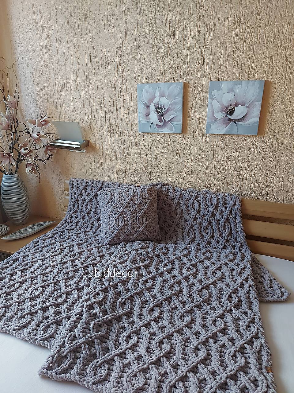Jemnučká a ľahká deka z priadze alize puffy - šedá  (Deka, rozmer cca (90 x 75) cm, farba hnedo sivá č. 268)