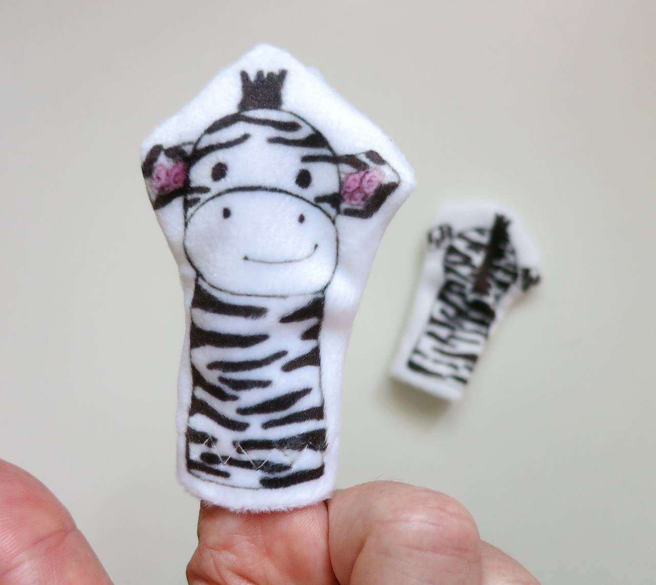 MINI pršteková maňuška - sada exotické zvieratká I (zebrička)