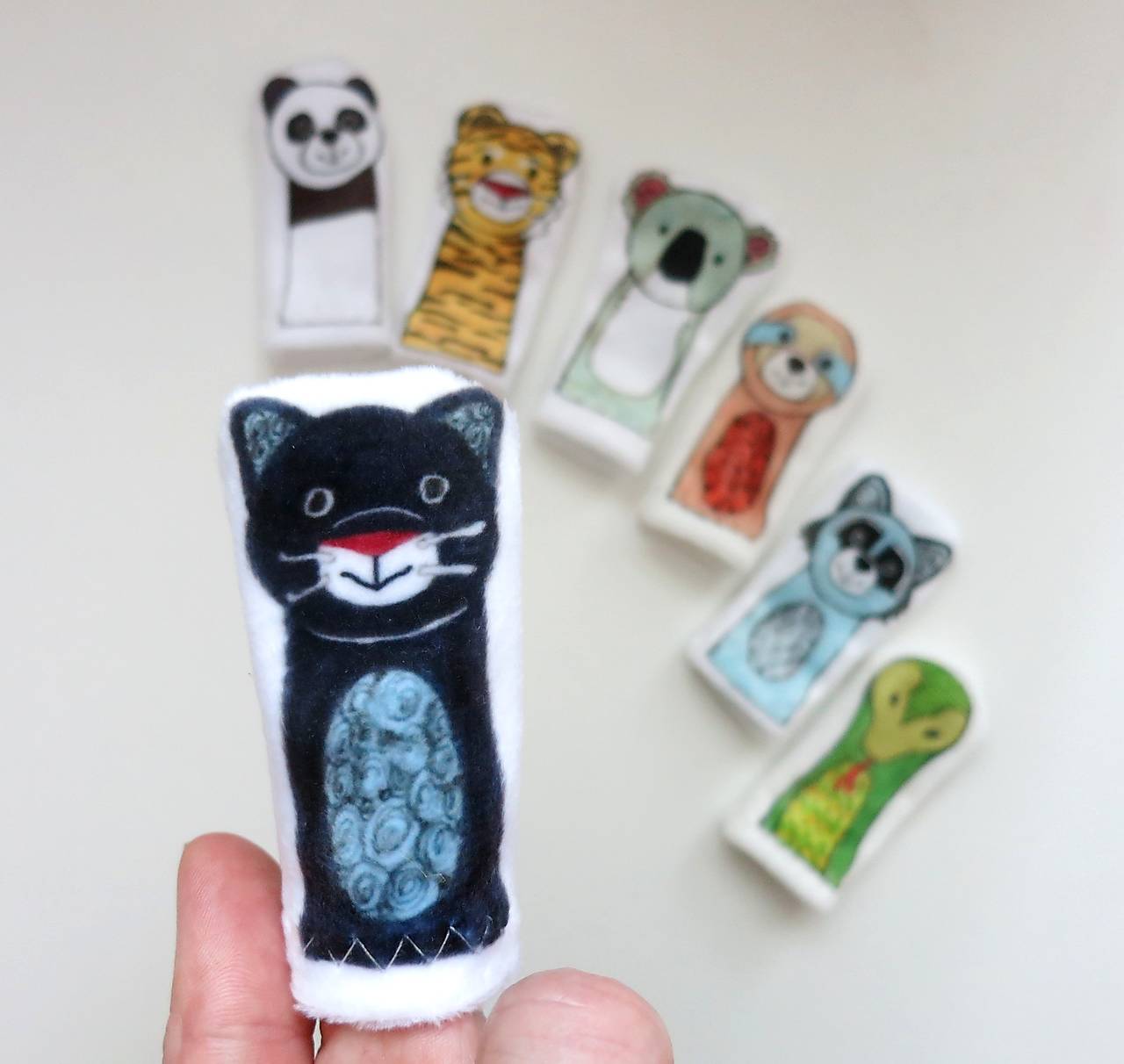 MINI pršteková maňuška - sada exotické zvieratká II (panter)