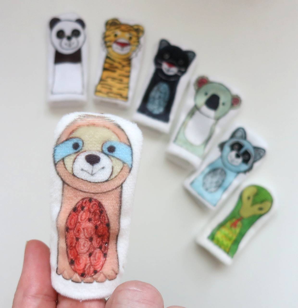 MINI pršteková maňuška - sada exotické zvieratká II (leňochod)