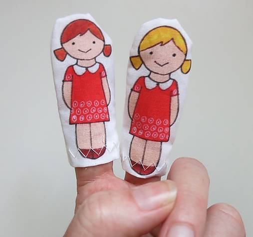 MINI pršteková maňuška - sada Finger family (dievčatko)