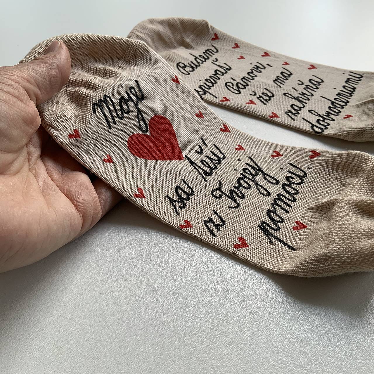 Motivačné maľované ponožky s nápisom zo žalmu