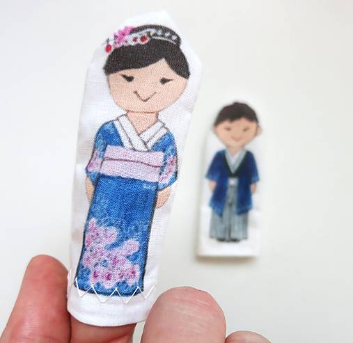 MINI pršteková maňuška - sada Hello world - 6 človiečikov (japonec/ japonka)