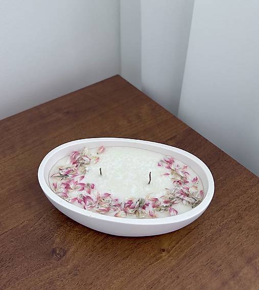 Sviečky - Sójová sviečka so sušenými kvietkami - 17629358_