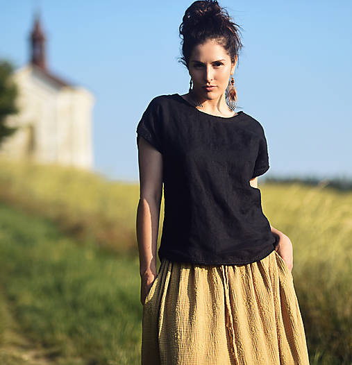 Topy, tričká, tielka - Lněná halenka otřapená černá - 17629623_