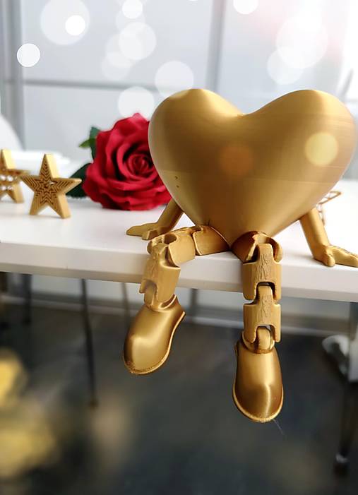 Dekorácie - Veľké Sediace srdce s nohami 14cm  (Čierna) - 17628711_