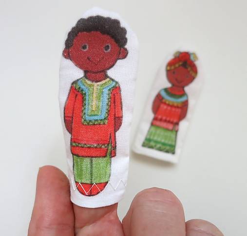 MINI pršteková maňuška - sada Hello world - 6 človiečikov (afričan/ afričanka)