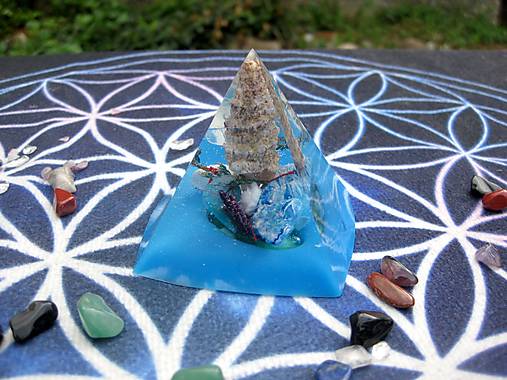 Pyramída 6,5 cm (Morská s mušľami, č. 4300)