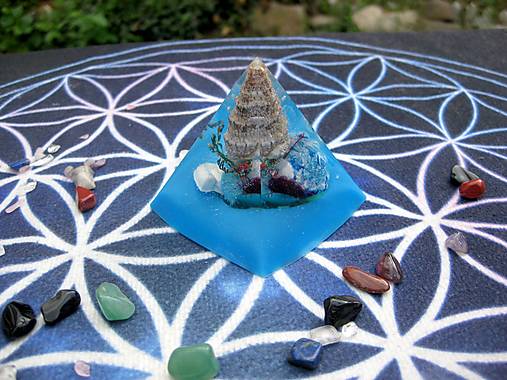 Pyramída 6,5 cm (Morská s mušľami, č. 4300)