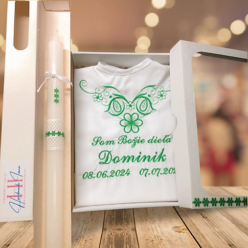 Detské oblečenie - Košieľka na krst k07 zelená v darčekovom balení a sviečka na krst zelené kvietky - 17633528_