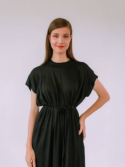 Šaty - MIESTNE BAMBUSOVÉ OVERSIZED ŠATY TILDA (ČIERNE) - 17634929_