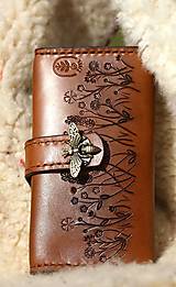 Peňaženky - Dámska peňaženka " Včela a Vlk '' - 17637575_