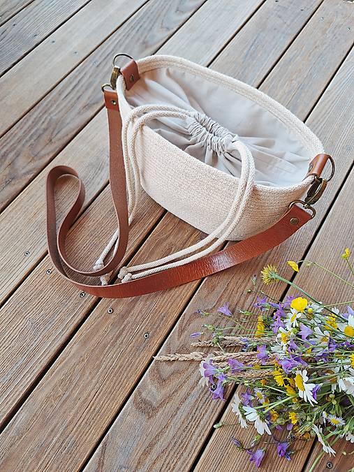 Kabelky - Crossbody kabelka VERA - béžová  - 17637685_