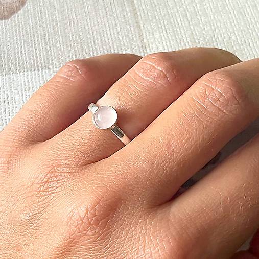 ZĽAVA 10% Simple Rose Quartz AG925 Ring / Jednoduchý prsteň s ruženínom strieborný AG925 E046