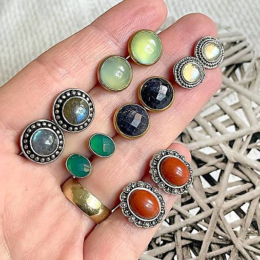 ZĽAVA 40% Labradorite Stud Earrings / Náušnice s labradoritom E031