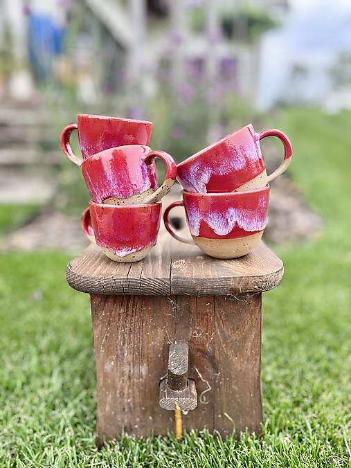 Nádoby - Cappuccino šálka (červená) kamenina (S podšálkou) - 17644084_