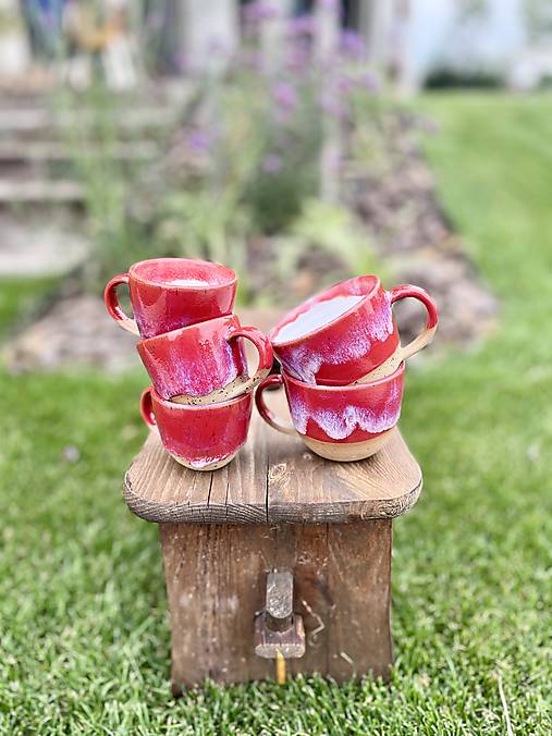 Espresso šálka (červená) kamenina