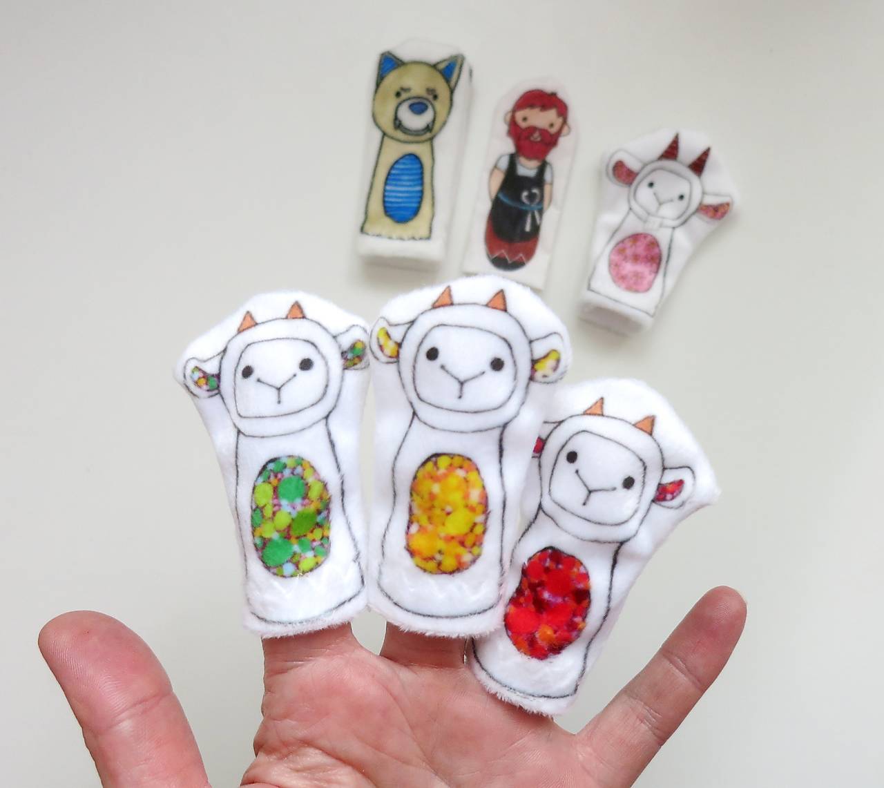 MINI pršteková maňuška - sada Vlk a kozliatka