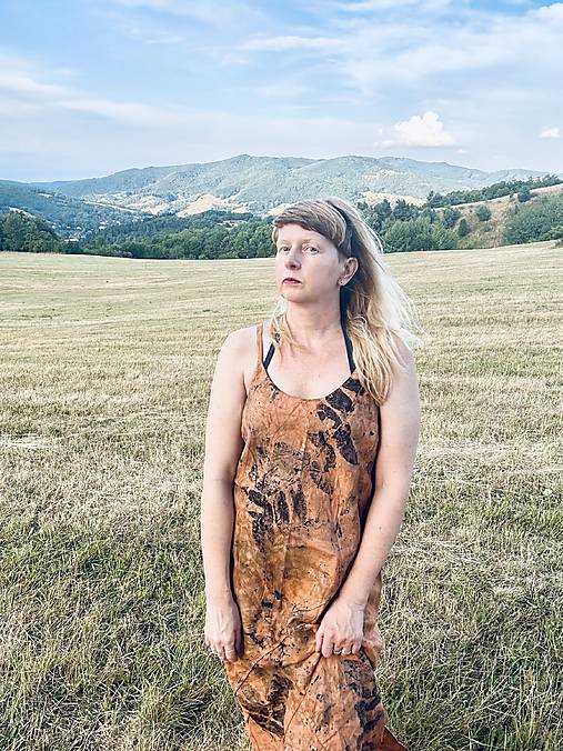 saty prirodne farbene lanove