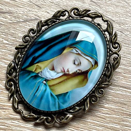 Vintage Saint Mary Brooch / Brošňa s Madonou