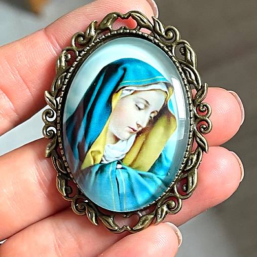 Vintage Saint Mary Brooch / Brošňa s Madonou