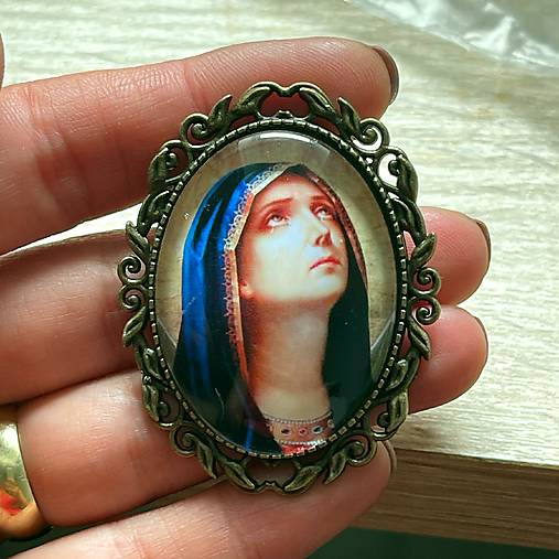 Vintage Saint Mary Brooch / Brošňa s Madonou