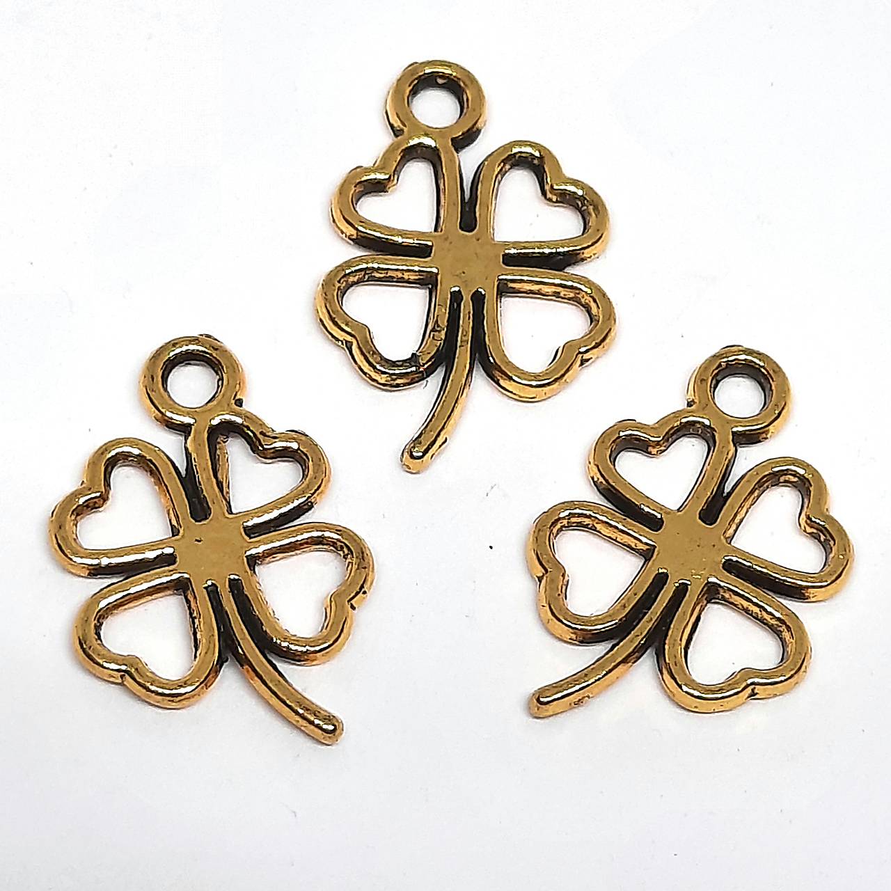 Prívesok štvorlístok 17x12mm-1ks (starozlato)