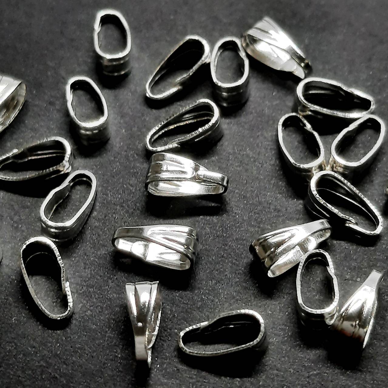 Bižutérna šlupňa -1ks (7x2,8mm-strieborná)