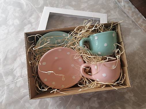 Nádoby - Piccolo sada šálok s podšálkou pre dvoch v darčekovom balení - 17648118_