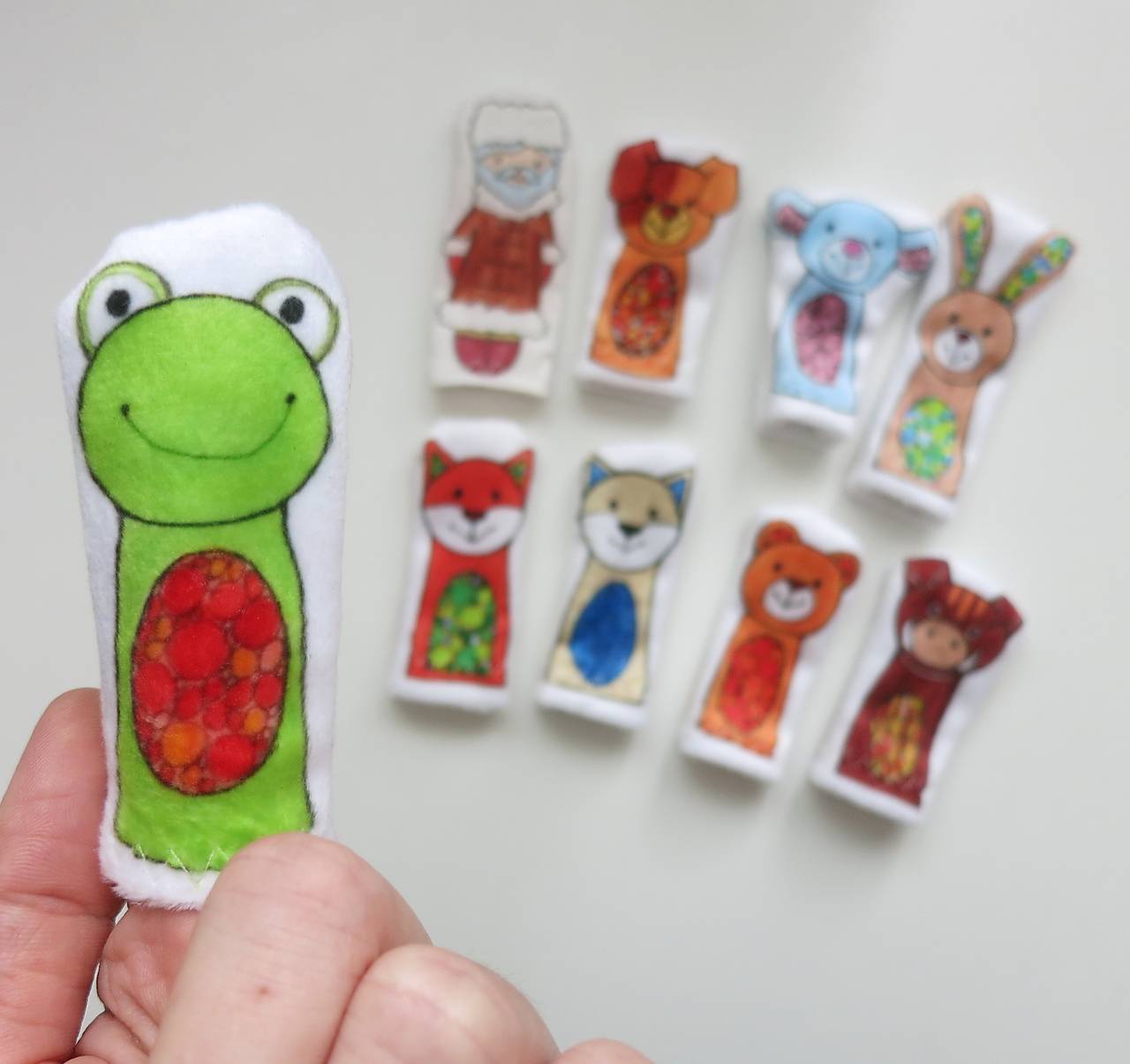 MINI pršteková maňuška - sada rozprávka Domček, domček, kto v tebe býva? (žabka)