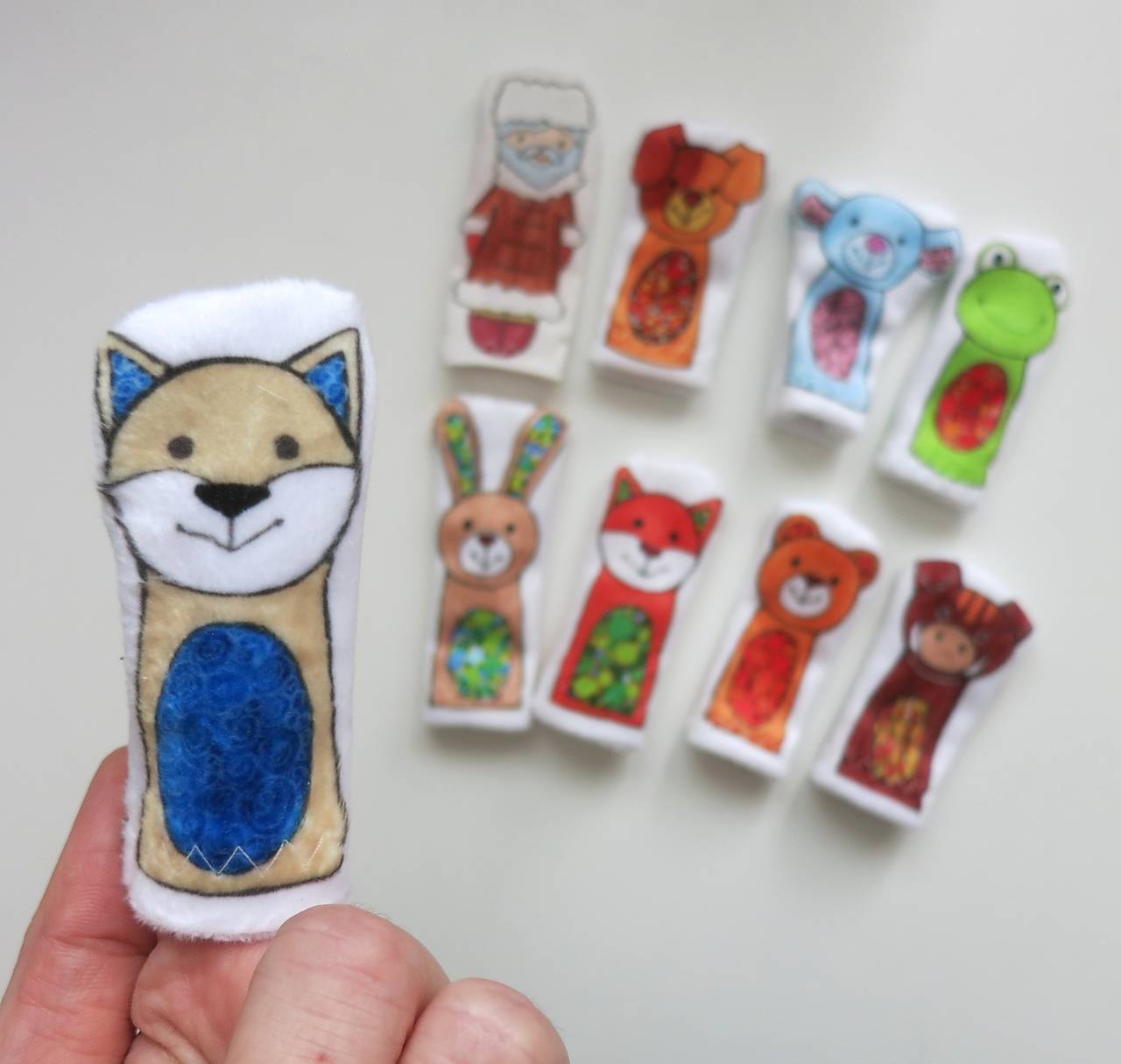 MINI pršteková maňuška - sada rozprávka Domček, domček, kto v tebe býva? (vĺčko)