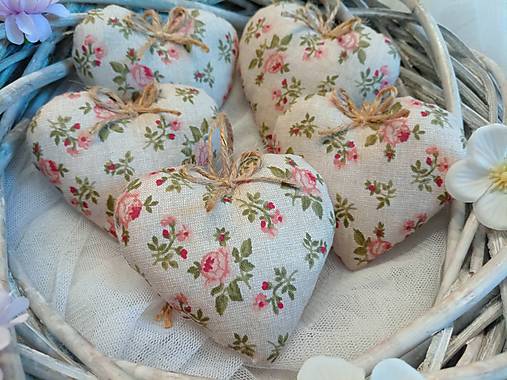 Darčeky pre svadobčanov - Levanduľové srdiečká  malé - 17649187_